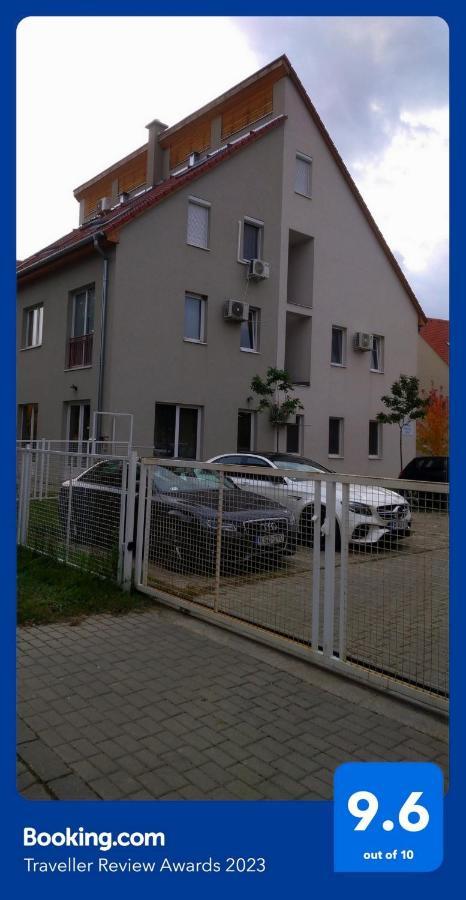 Blonde River Apartman Sőtér Szeged Exterior foto